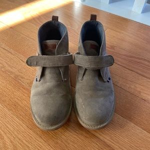 Boys boots size 12